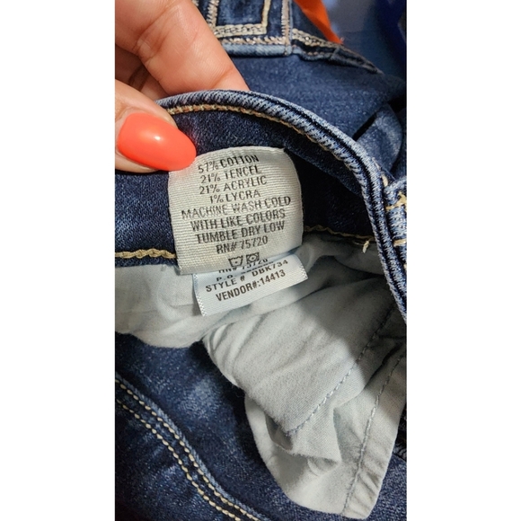 Daytrip Mila bootcut jeans Size 31R 31 buckle boot cut - Picture 6 of 6